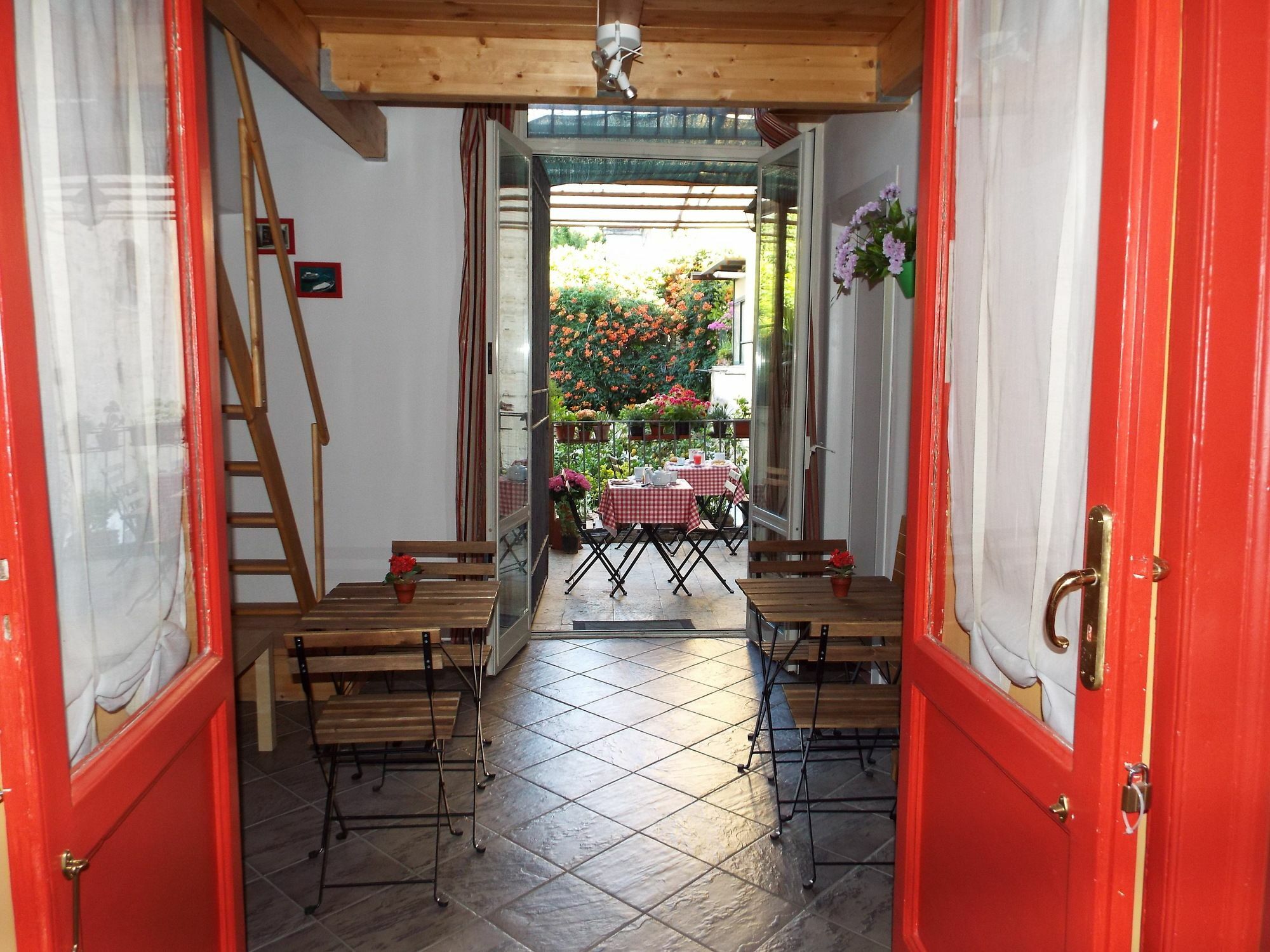 B&B Ingiropernapoli Bagian luar foto